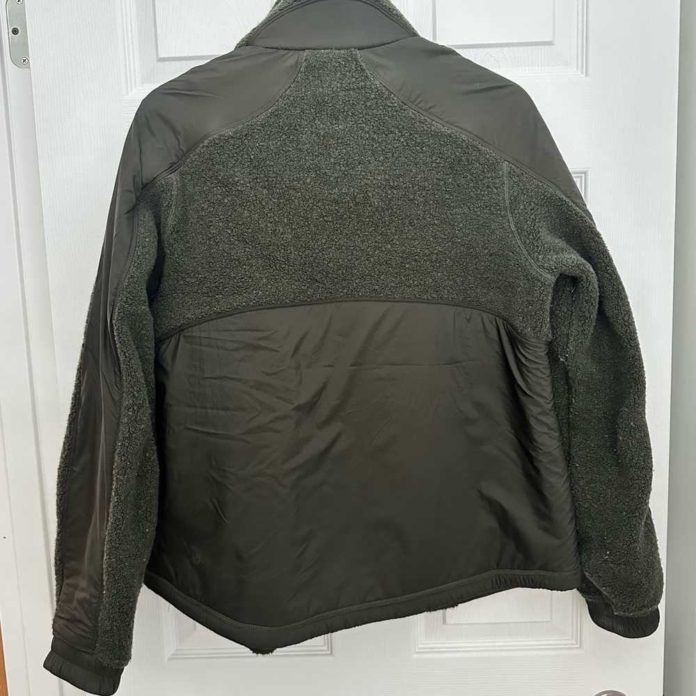 Lululemon Jacket - Picture 4 of 4